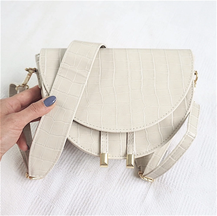 manzana listonoszka nude krokodyl ROZ SDSC00961.jpg