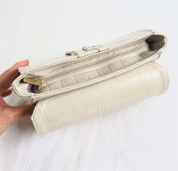 manzana listonoszka nude krokodyl ROZ SDSC00972.jpg