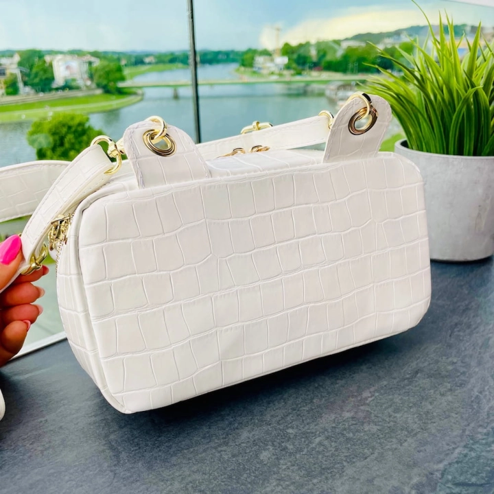 manzana biala listonoszka korale recznie szyta skora_7.jpg