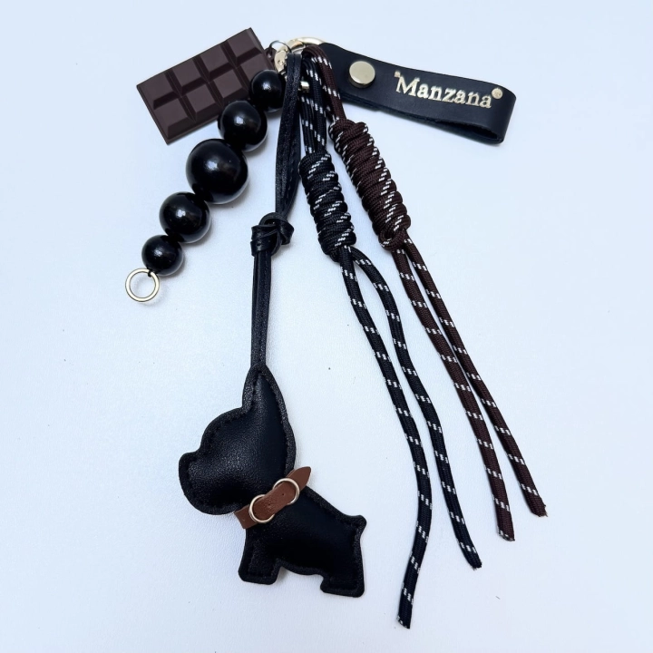 zawieszka buldog francuski  czarny manzana 1 .JPG