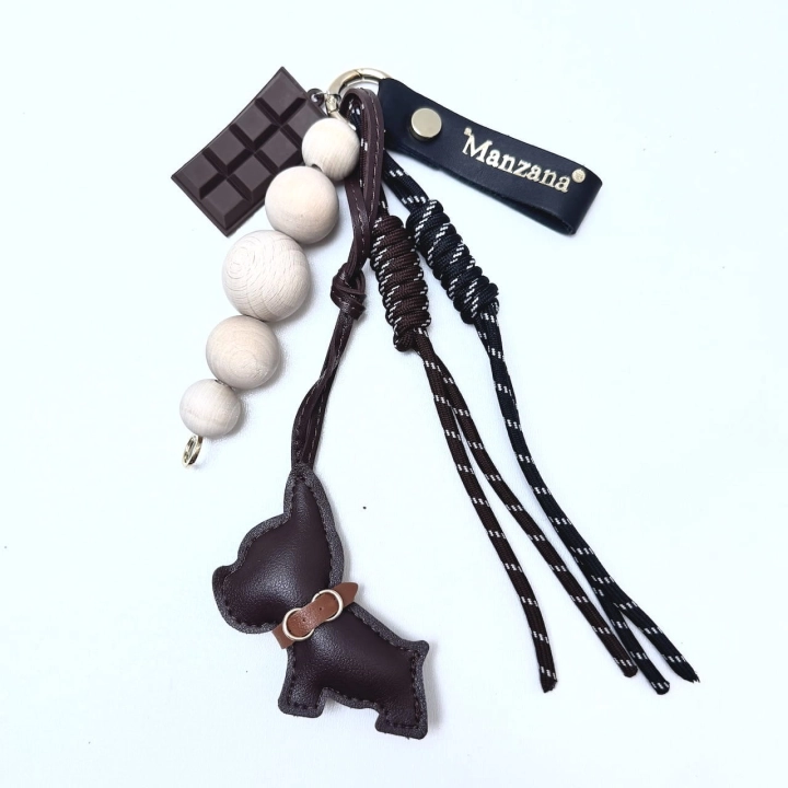 zawieszka buldog francuski brazowy manzana 1 .JPG