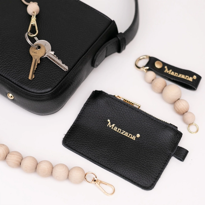 torebka-damska-toledo-skora-czarna-zestaw-dodatki-brelok_portfelik-manzana.jpg